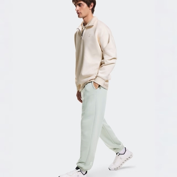 On Running Other - On Running Men's Club Pants, sweatpants, Joggers L - Men's Large NWT